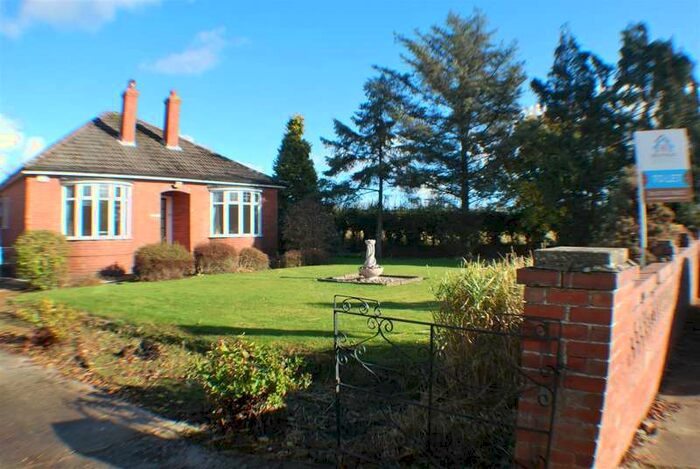 3 Bedroom Bungalow For Sale In Thornton Road, Pickering, Pickering, YO18