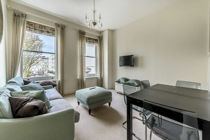 1 Bedroom Flat To Rent In Courtfield Gardens, South Kensington, London, SW5