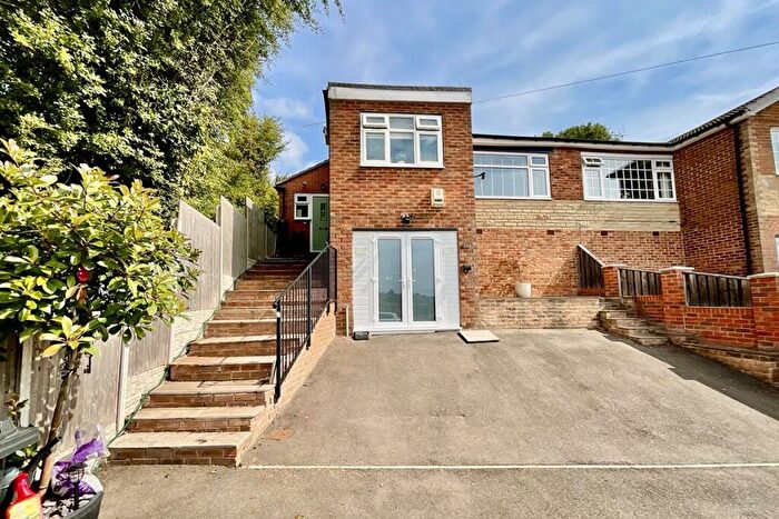 2 Bedroom Semi-Detached House For Sale In Chestnut Road, Swallownest, Sheffield, S26