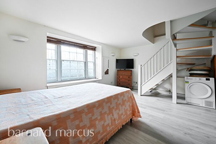 1 Bedroom Flat To Rent In West Hill, London, SW18