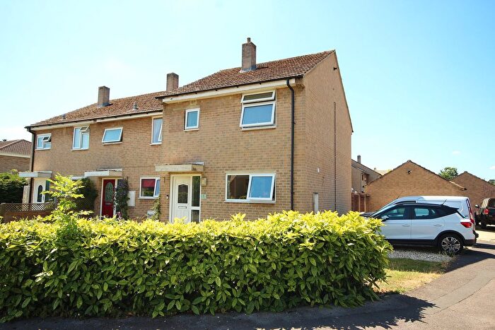 3 Bedroom End Of Terrace House For Sale In The Blowings, Freeland, OX29