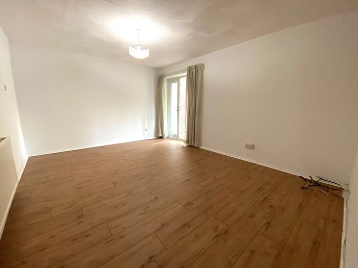 3 Bedroom Semi-Detached House To Rent In Petchell Mews, Canterbury, CT1