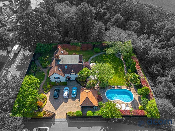 6 Bedroom Detached House For Sale In Uxbridge Road, Hatch End, Pinner, HA5