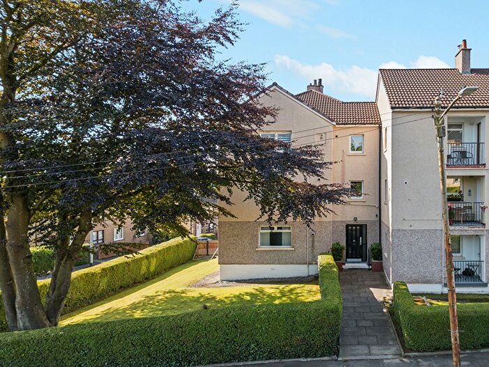 2 Bedroom Flat For Sale In Wedderlea Drive, Cardonald, G52