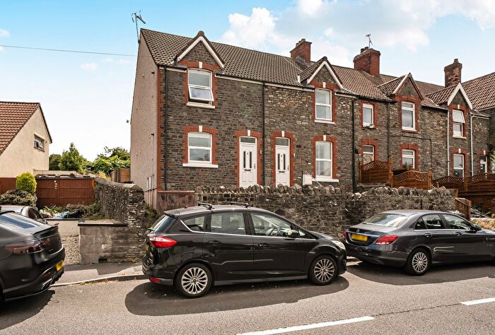 2 Bedroom Flat For Sale In Cock Road, Bristol, Gloucestershire, BS15