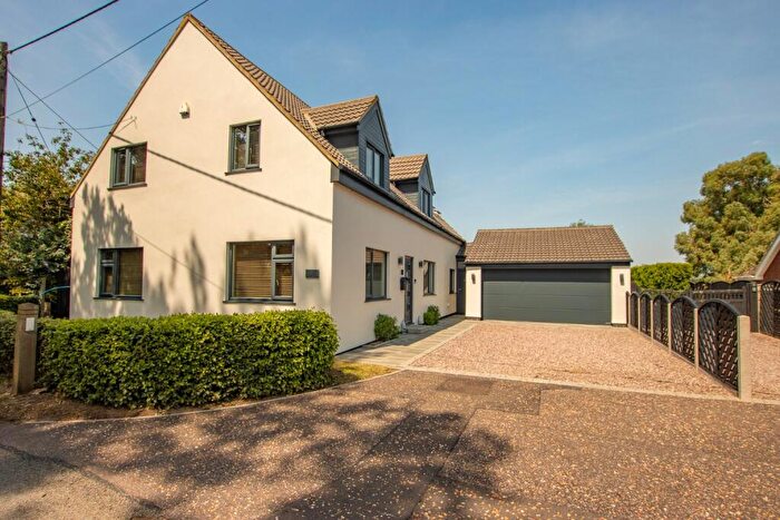 4 Bedroom Detached House For Sale In Castle Road, Wormegay, PE30
