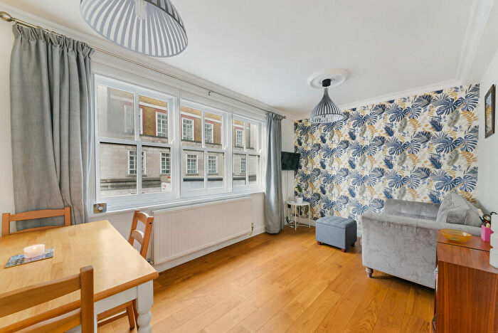 1 Bedroom Flat To Rent In Finborough Road, SW10