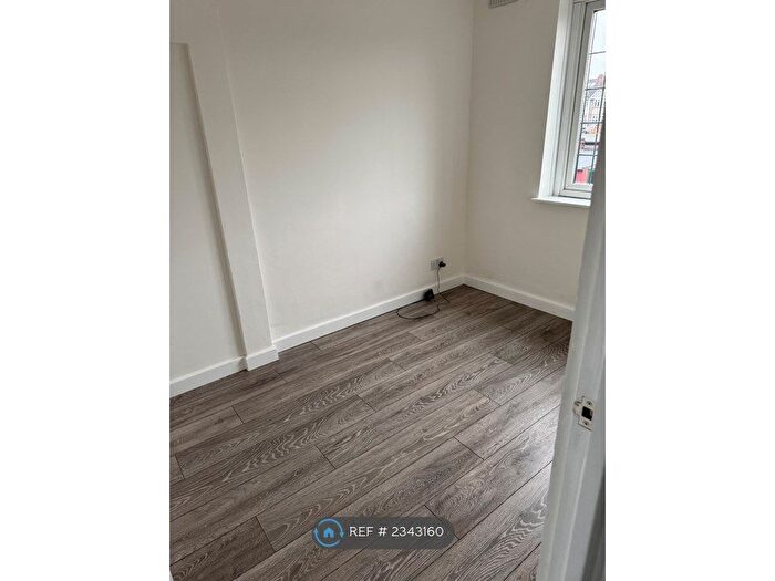 1 Bedroom Maisonette To Rent In Seaton Gardens, Ruislip, HA4