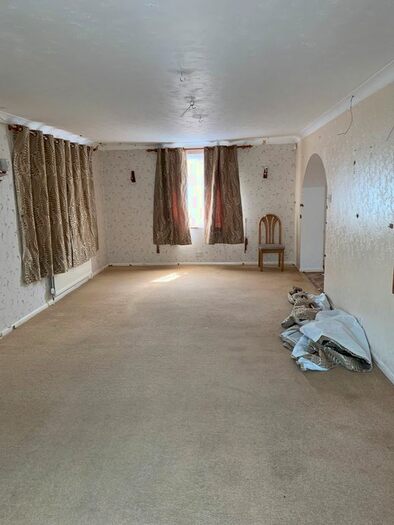 3 Bedroom End Of Terrace House To Rent In The Drive, Brentwood, CM13