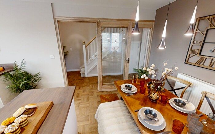 3 Bedroom Detached House For Sale In Ffordd May Prosser, Govilon, NP7