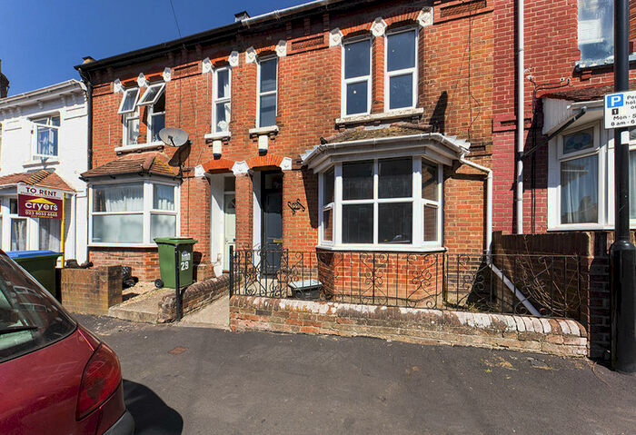 5 Bedroom Terraced House To Rent In Milton Road - Reduced Rent For First Two Months, SO15