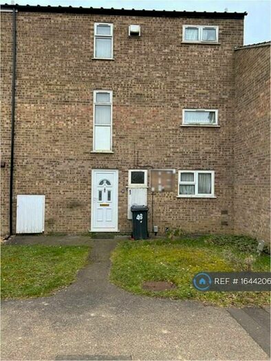 4 Bedroom Terraced House To Rent In Outfield, Bretton, Peterborough, PE3