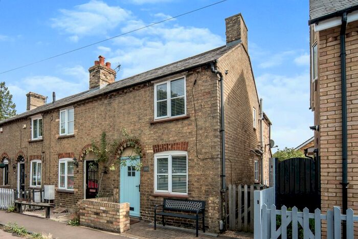 2 Bedroom Cottage To Rent In High Street, Langford, SG18