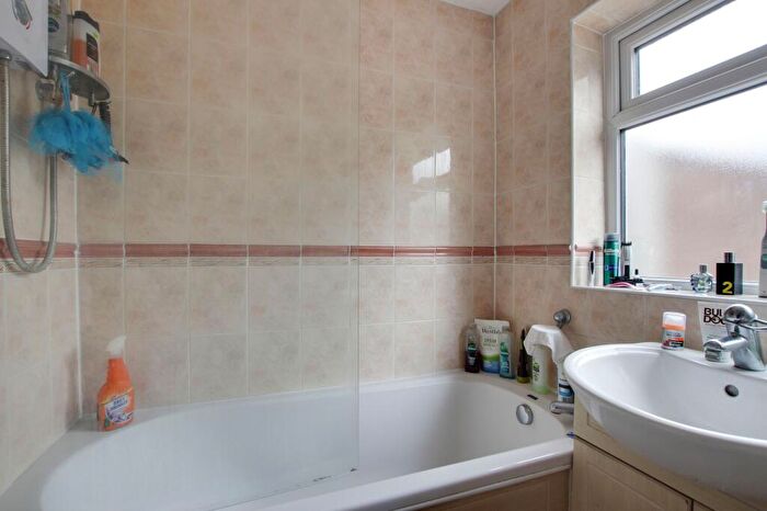 2 Bedroom Terraced House For Sale In Great North Road, Wyboston, MK44