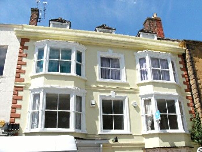 2 Bedroom Flat To Rent In Flat - Cheap Street, Sherborne, Dorset, DT9