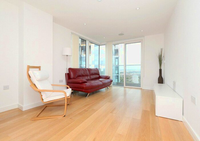 2 Bedroom Flat To Rent In Woodberry Grove, London, N4