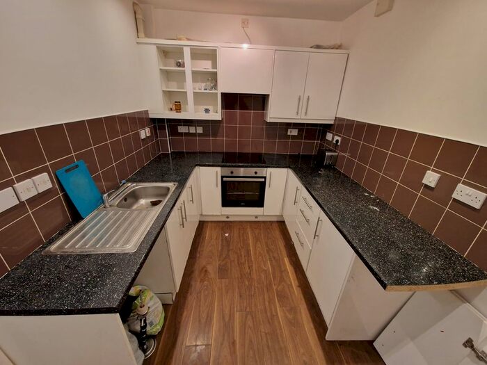 1 Bedroom Flat To Rent In Hagley Road, Smethwick, B66