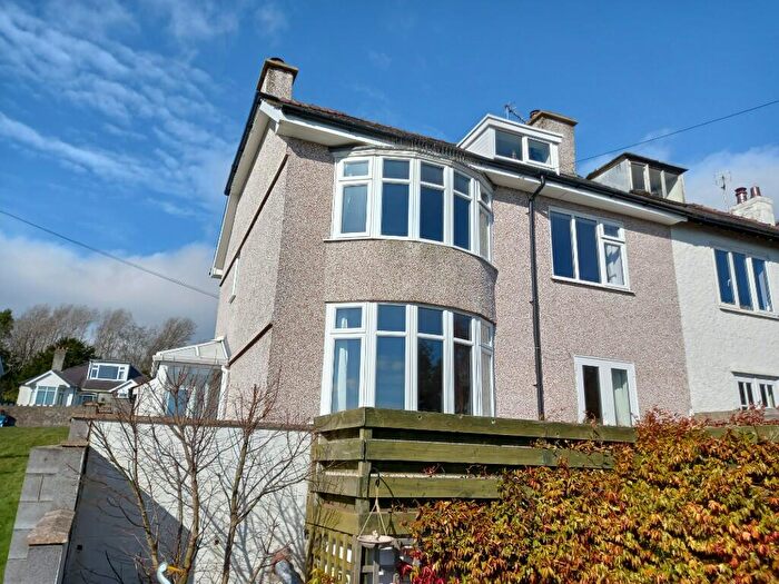 4 Bedroom Semi-Detached House For Sale In Penrhos Road, Bangor, Gwynedd, LL57