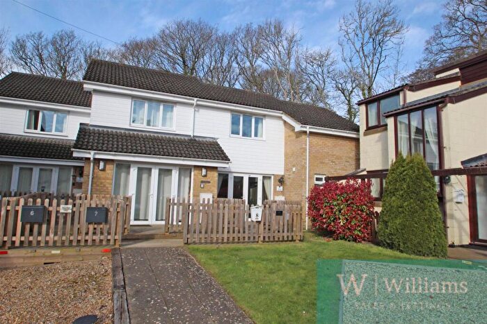 2 Bedroom End Of Terrace House For Sale In Creek Gardens, Wootton Bridge, Ryde, PO33