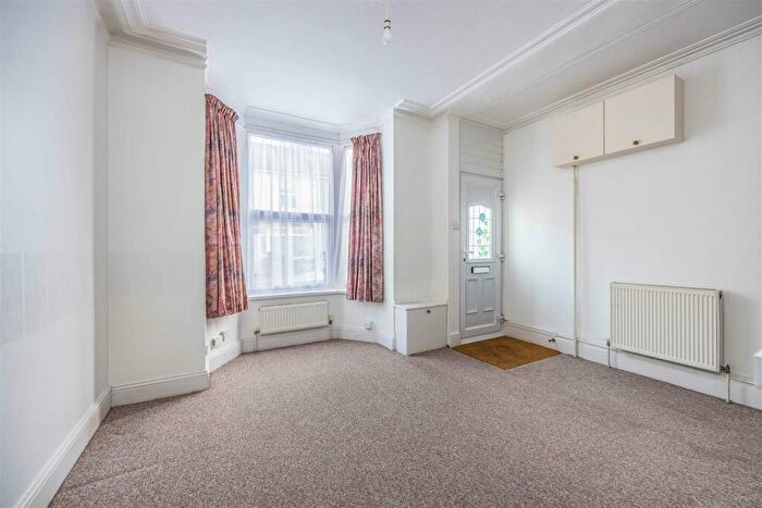 2 Bedroom Terraced House For Sale In Byron Road, Portsmouth, PO2