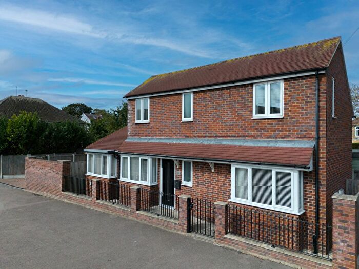 3 Bedroom Detached House For Sale In Norman Road, Broadstairs, CT10