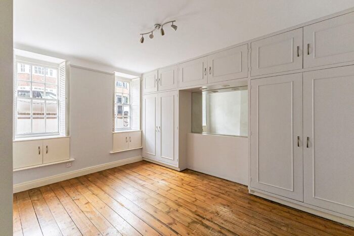 1 Bedroom Flat To Rent In Tryon House, Mallord Street, SW3