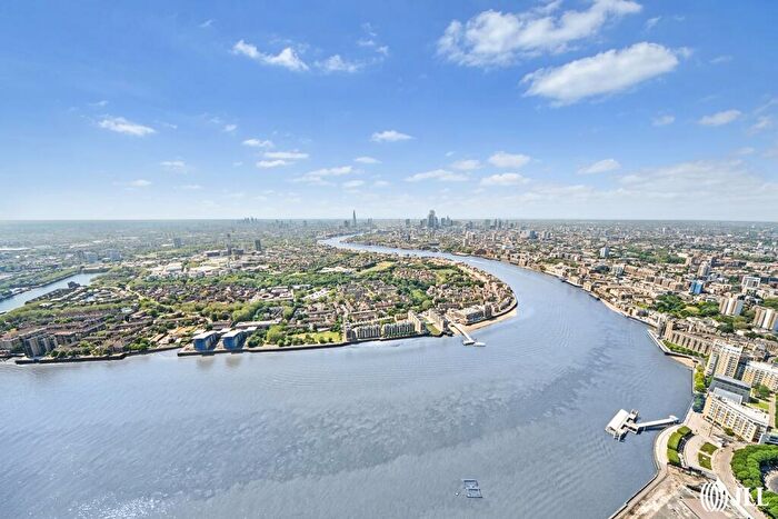 3 Bedroom Apartment To Rent In Marsh Wall London, E14