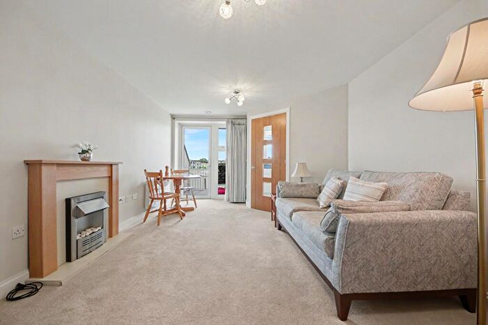 1 Bedroom Apartment For Sale In Riverdene Place, Bitterne Park, SO18