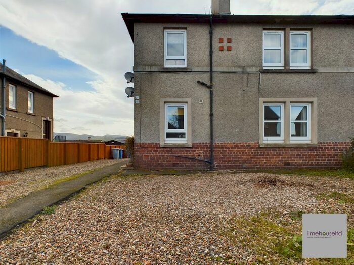 2 Bedroom Flat For Sale In Westercrofts, Biggar, ML12