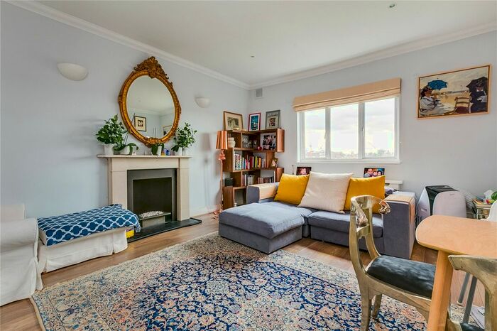 2 Bedroom Flat To Rent In Sinclair Road, London, W14