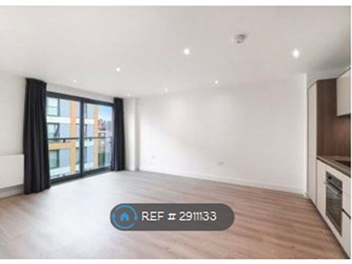 1 Bedroom Flat To Rent In London Road, Sevenoaks, TN13