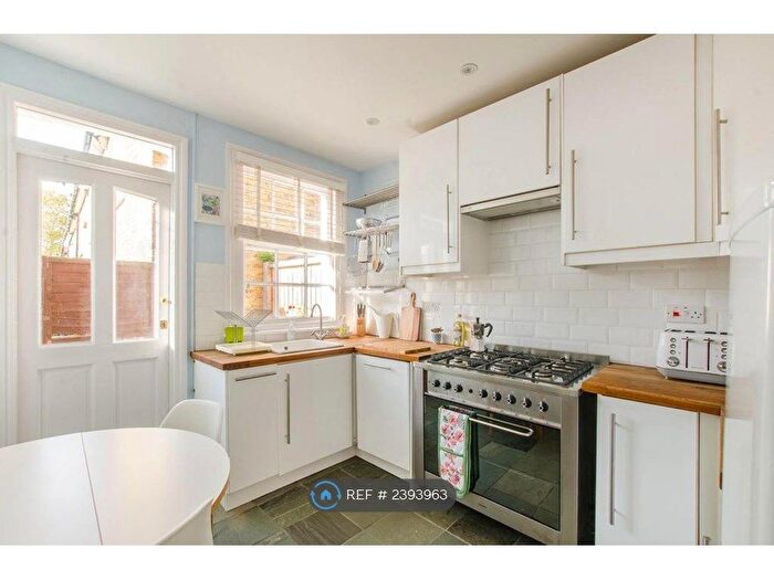 1 Bedroom End Of Terrace House To Rent In Walnut Tree Road, London, SE10