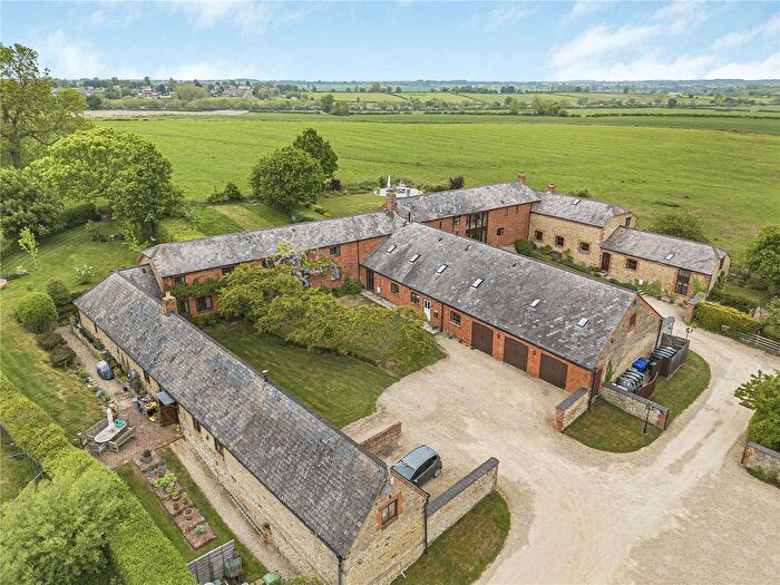 6 Bedroom Detached House For Sale In Falcutt, Brackley, Northamptonshire, NN13