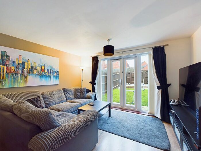 3 Bedroom Terraced House For Sale In Johnson Drive, Leighton Buzzard, Bedfordshire, LU7