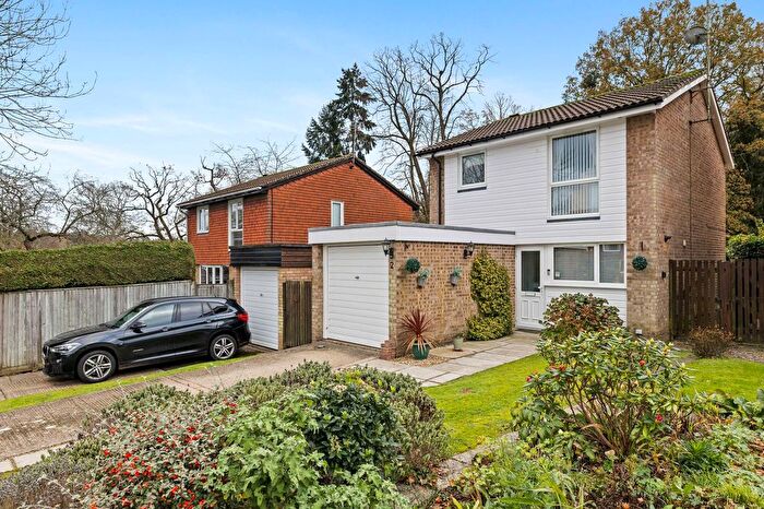 3 Bedroom Detached House For Sale In Hampton Way, East Grinstead, RH19