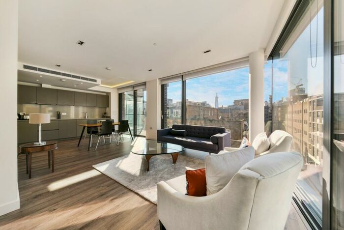 2 Bedroom Flat To Rent In Leman Street, Goodman's Fields, Aldgate, London, E1