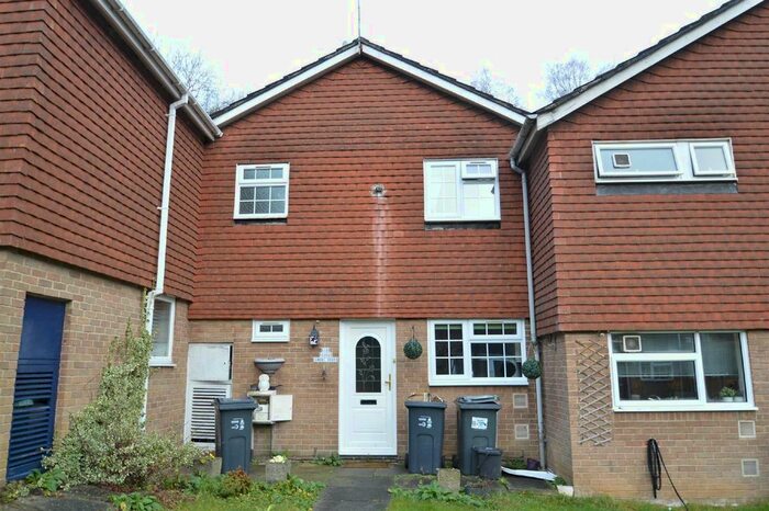 3 Bedroom Terraced House To Rent In Charlton Gardens, Coulsdon CR5