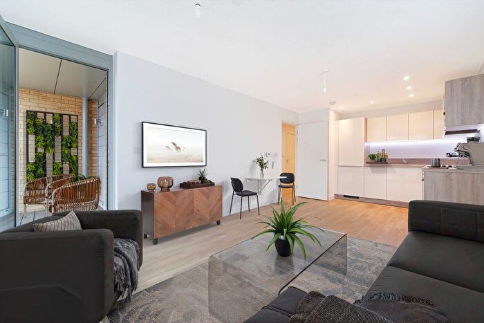 1 Bedroom Flat For Sale In Elmira Street, London, SE13