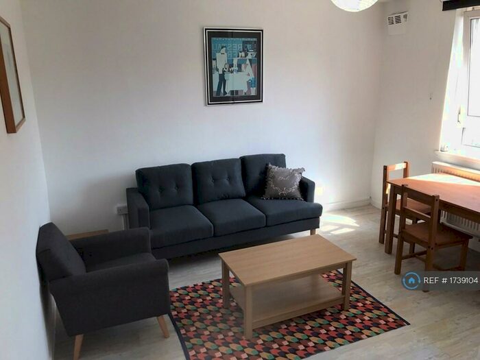 3 Bedroom Flat To Rent In Redmill House, London, E1