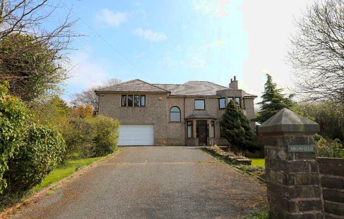 4 Bedroom Detached House For Sale In Blea Tarn Road, Scotforth, Lancaster, LA2