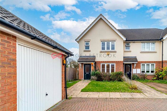 3 Bedroom End Of Terrace House For Sale In Magnolia Place, Harrow, Middlesex, HA2