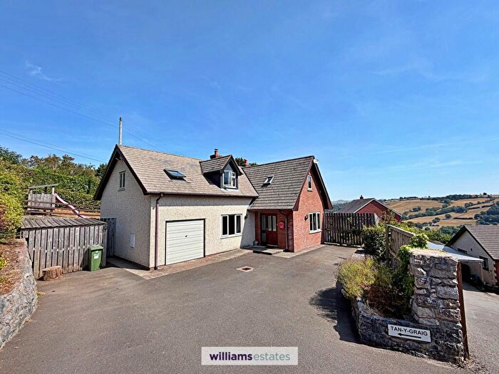 4 Bedroom Detached House For Sale In Derwen, Corwen, LL21