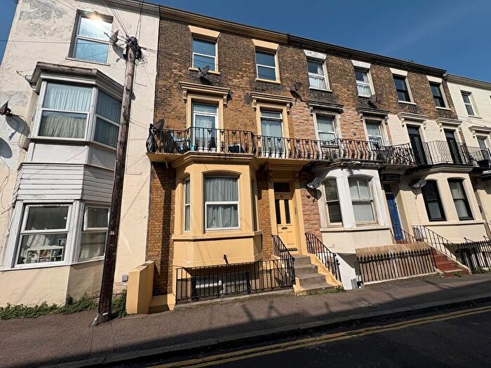 1 Bedroom Flat To Rent In Ethelbert Road, Cliftonville, Margate, CT9