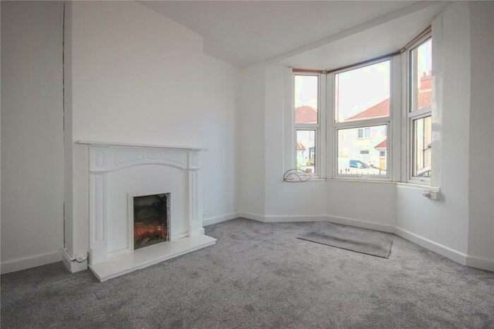 3 Bedroom Terraced House To Rent In New Queen Street, Kingswood, Bristol, BS15