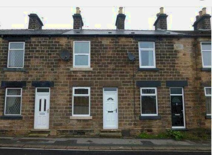 2 Bedroom House To Rent In High Street, Royston, S71