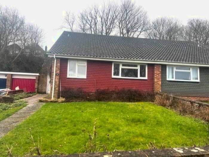 2 Bedroom Bungalow To Rent In Burton Road, Eastbourne, BN21