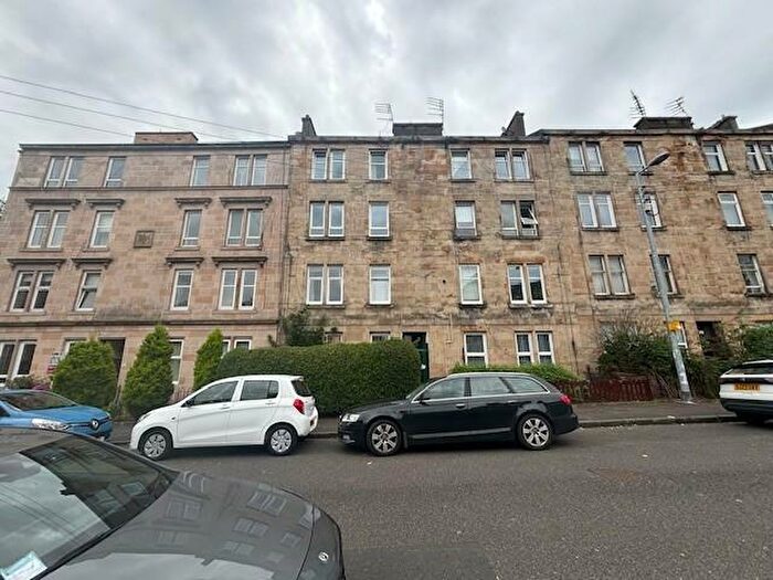 2 Bedroom Flat To Rent In Roslea Drive, Dennistoun, Glasgow, G31