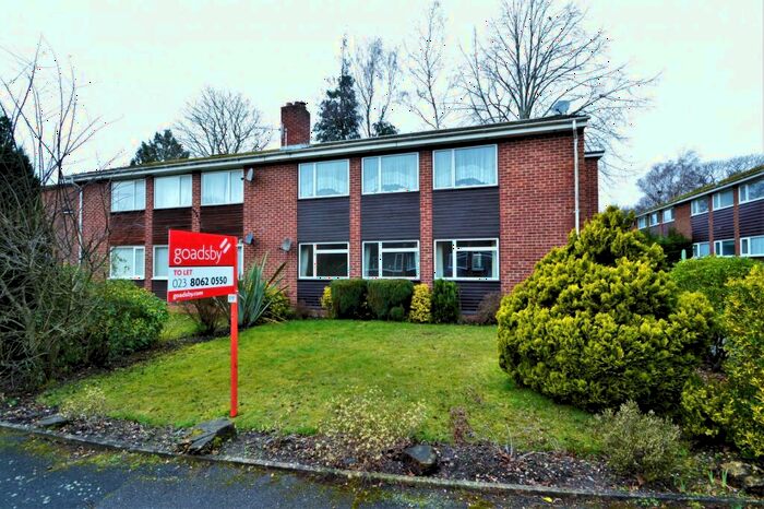 2 Bedroom Maisonette To Rent In Hiltingbury, SO53