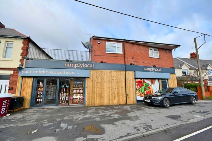 2 Bedroom Flat To Rent In Gateshead Road, Sunniside, Newcastle Upon Tyne NE16