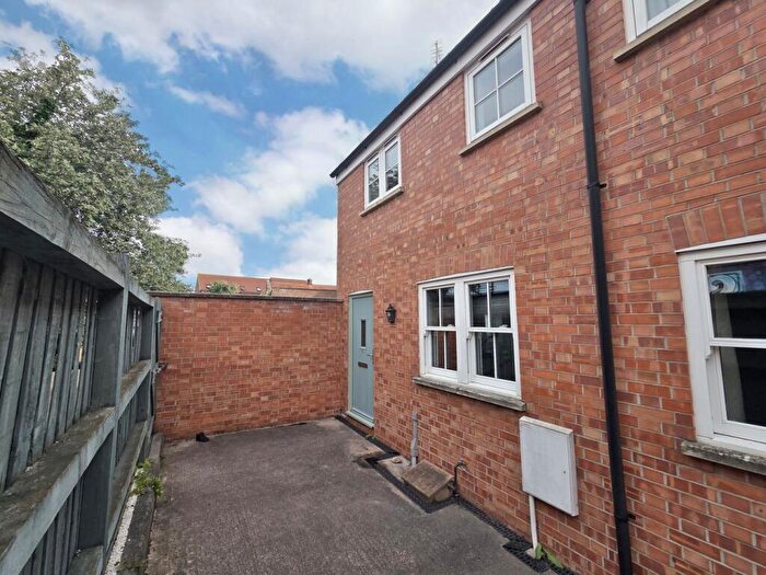 1 Bedroom End Of Terrace House For Sale In Millers Mews, Glastonbury, BA6
